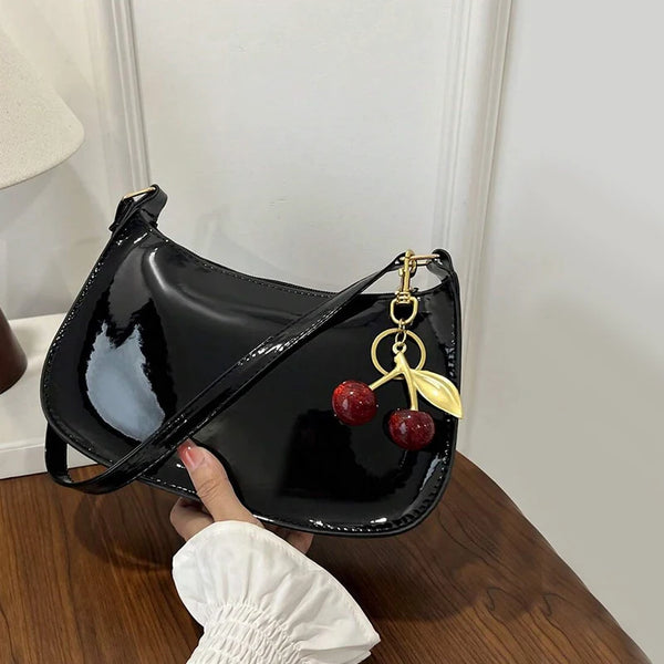 Cherry Muse Schultertasche 
